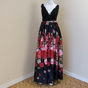 Dave & Johnny size 3-4 prom dress